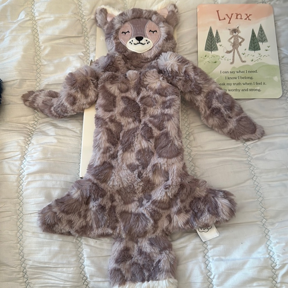 Slumberkins Lynx in Silken Spotted Lavender from Valentine’s Day 2022. NIB/NWT.